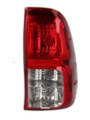Faro Trasero Izquierdo Toyota Hilux 2016 En Adelante