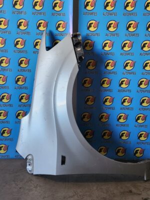 Guardabarro Delantero Derecho Usado Chevrolet Sonic