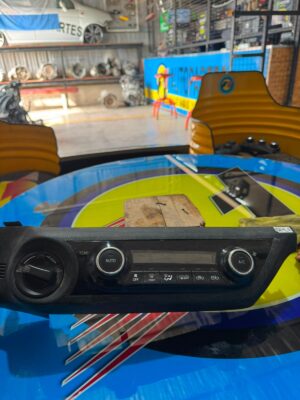 Panel De Control De Aire Acondicionado Toyota Hilux
