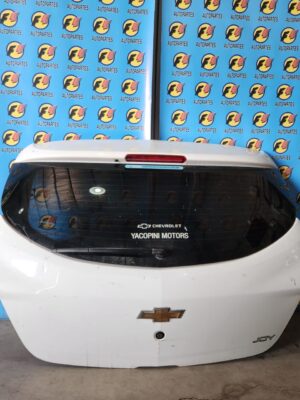 Porton Trasero Usado Chevrolet Onix