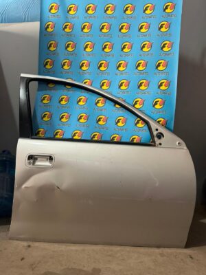 Puerta delantera derecha Chevrolet Corsa Classic